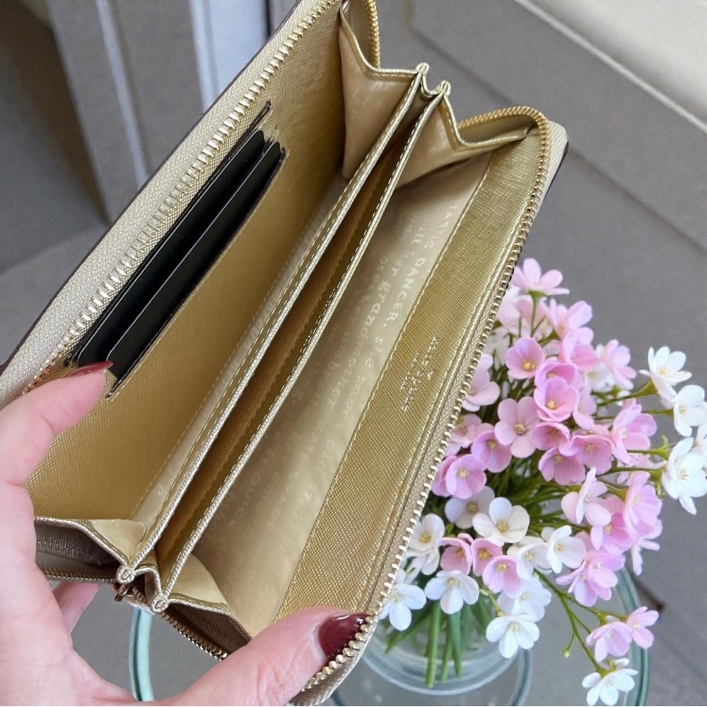 NWOT Kate Spade Gold Women's Wallet - Picture 3 of 3